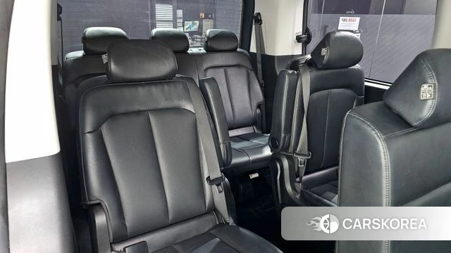 Hyundai Staria 2022 Серый из Кореи, фото 2