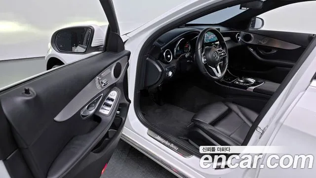 Mercedes-Benz C-Class W205 id 2704647 из Кореи 2