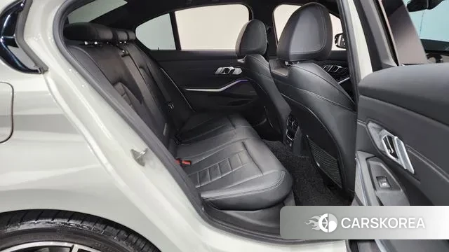 BMW 3 Series (G20) 2020 Черный из Кореи, фото 2