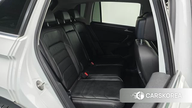 Volkswagen Tiguan second Generation 2020 Белый из Кореи, фото 2