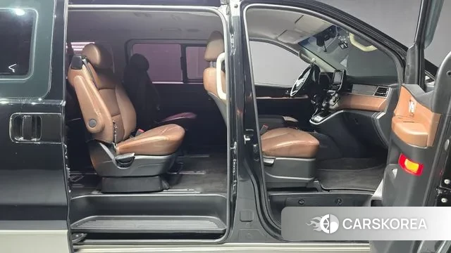 Hyundai The New Grand Starex 2018 Черный из Кореи, фото 2