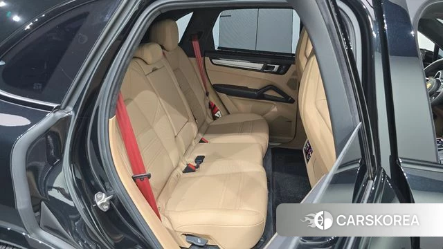 Porsche Cayenne (PO536) 2023 Черный из Кореи, фото 2