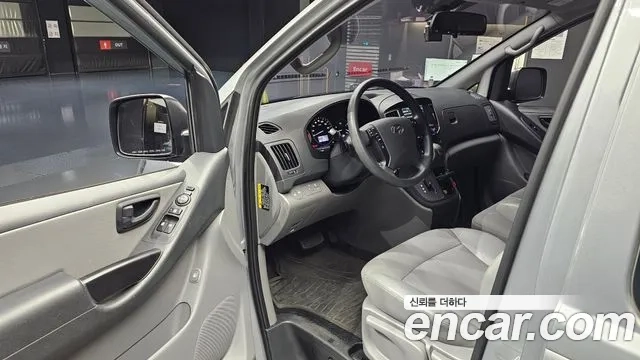 Hyundai The New Grand Starex 2020 Серебристо-серый из Кореи, фото 2