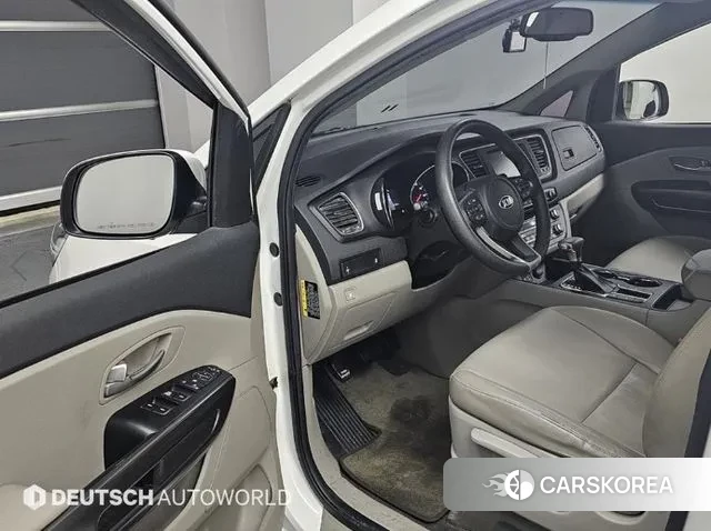 Kia The New Carnival 2019 Белый из Кореи, фото 2