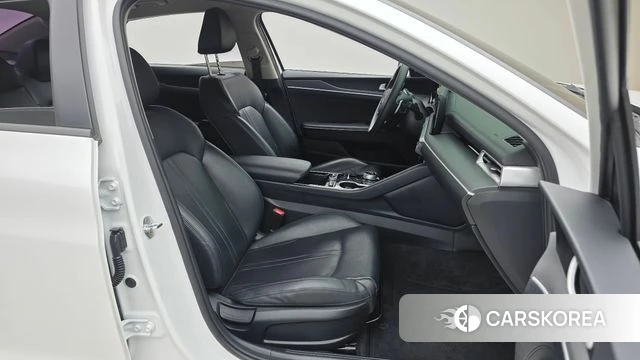 Kia K5 3rd generation 2021 Белый из Кореи, фото 2