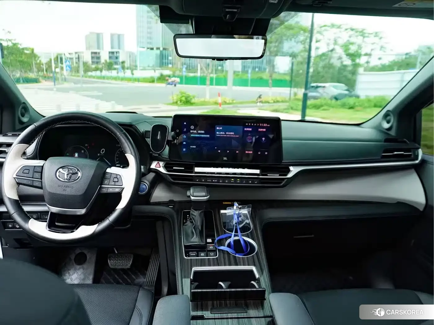Toyota Grevia 2023 Белый из Китая, фото 2