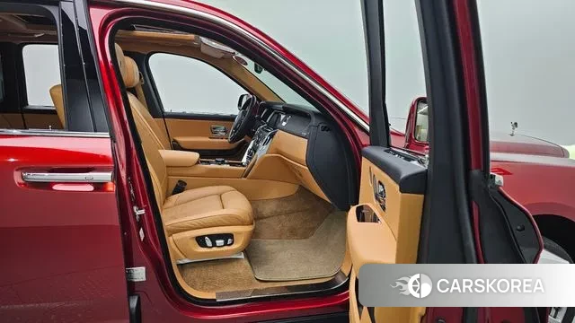 Rolls-Royce Cullinan id 3492304 из Кореи 2