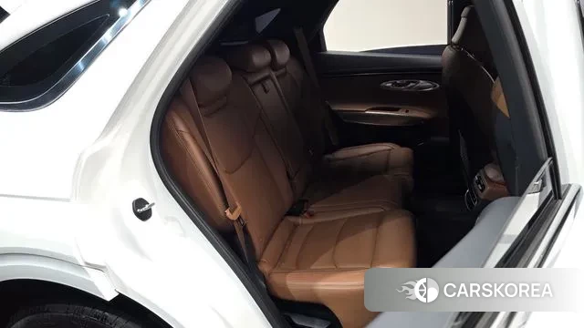 Genesis GV70 2022 Белый из Кореи, фото 2