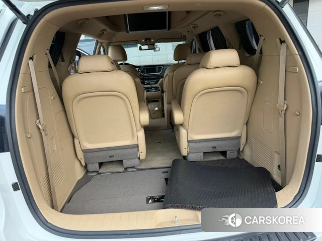 Kia The New Carnival 2019 Белый из Кореи, фото 2