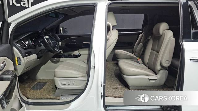 Kia The New Carnival 2018 Белый из Кореи, фото 2