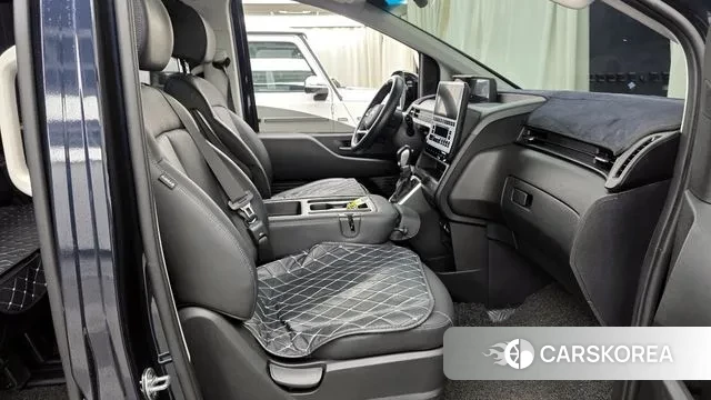 Hyundai Staria 2023 Синий из Кореи, фото 2