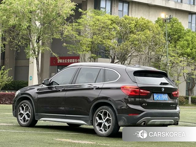 BMW X1 2018 Коричневый из Китая, фото 2