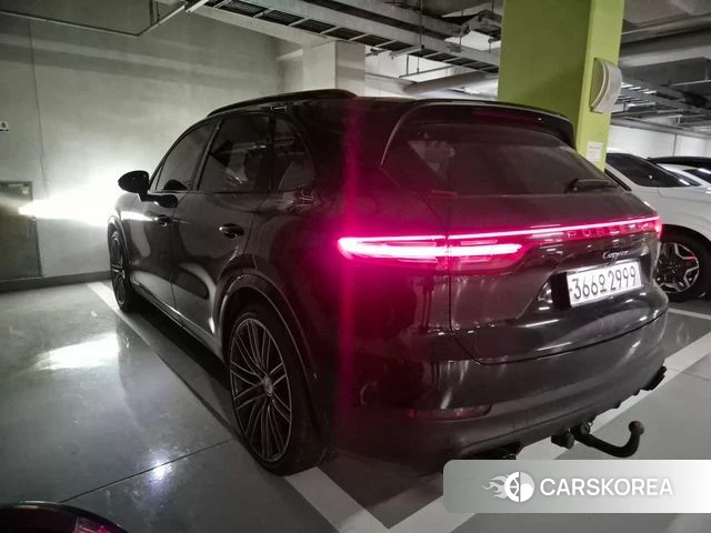 Porsche Cayenne (PO536) 2019 Черный из Кореи, фото 2
