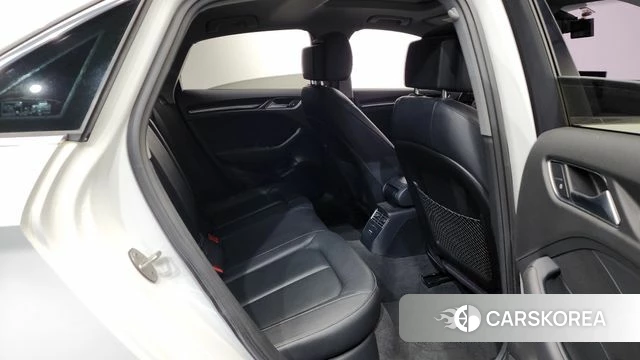 Audi New A3 2018 Белый из Кореи, фото 2