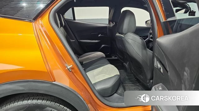 Peugeot e-2008 second generation 2020 Оранжевый из Кореи, фото 2