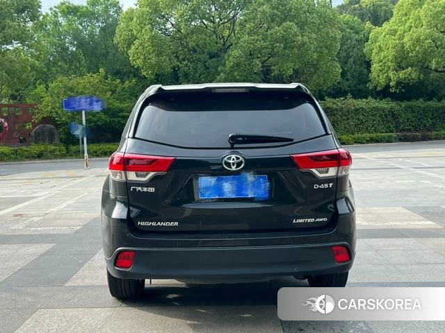 Toyota Highlander 2021 Черный из Китая, фото 2