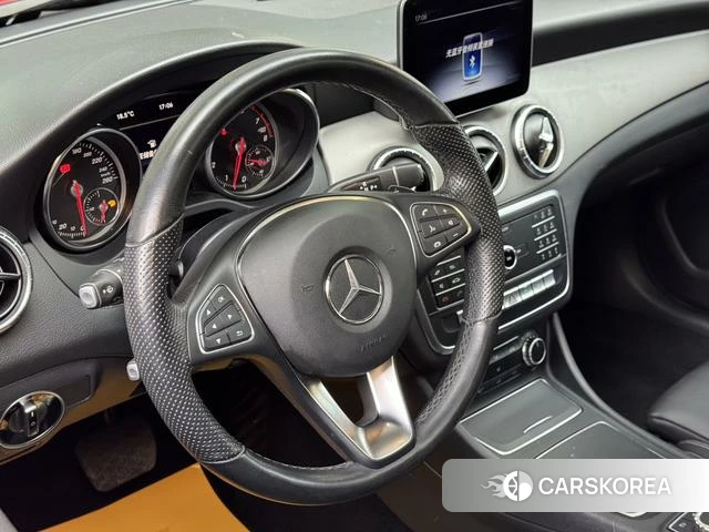 Mercedes-Benz CLA (import) 2018 Красный из Китая, фото 2