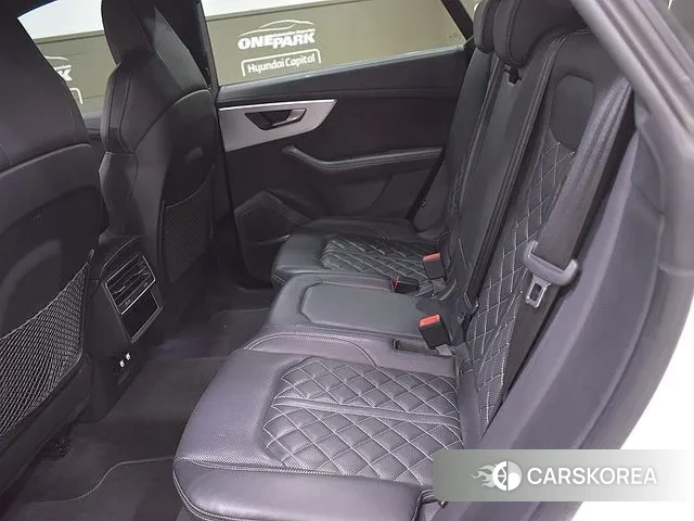 Audi Q8 (4M) 2020 Белый из Кореи, фото 2