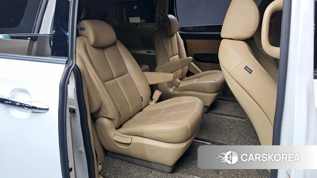 Kia The New Carnival 2018 Белый из Кореи, фото 2