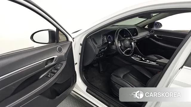 Hyundai Sonata (DN8) 2021 Белый из Кореи, фото 2