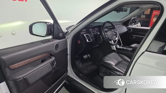 Land Rover Discovery 5 2018 Белый из Кореи, фото 2