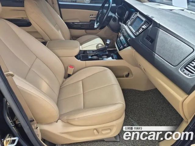 Kia The New Carnival 2019 Черный из Кореи, фото 2