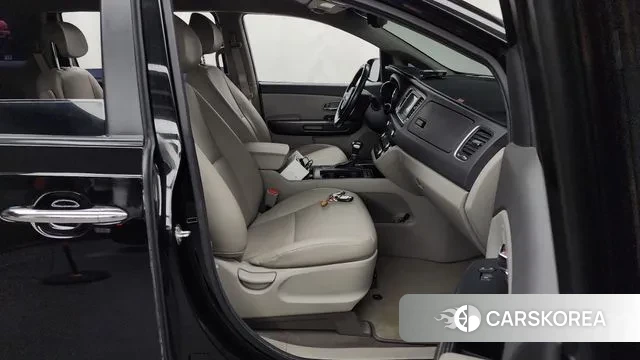 Kia All New Carnival 2018 Черный из Кореи, фото 2
