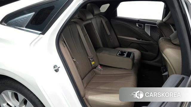 Kia K8 2022 Черный из Кореи, фото 2