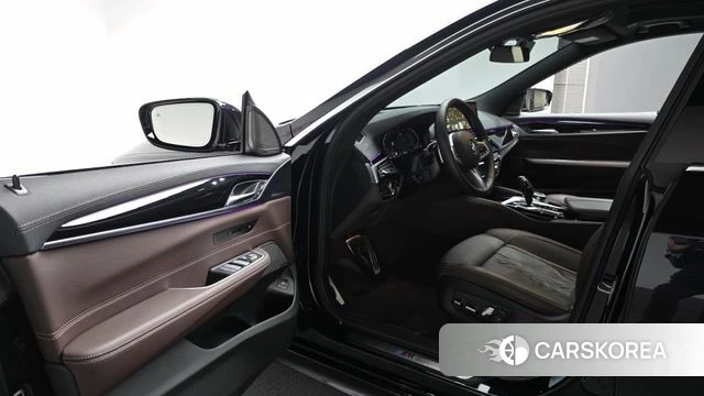 BMW 6 Series GT (G32) 2024 Черный из Кореи, фото 2