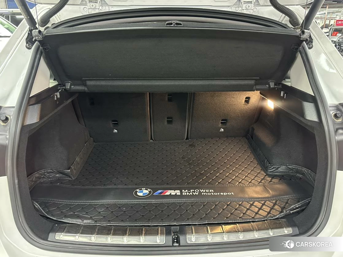 BMW X1 2021 Белый из Китая, фото 2