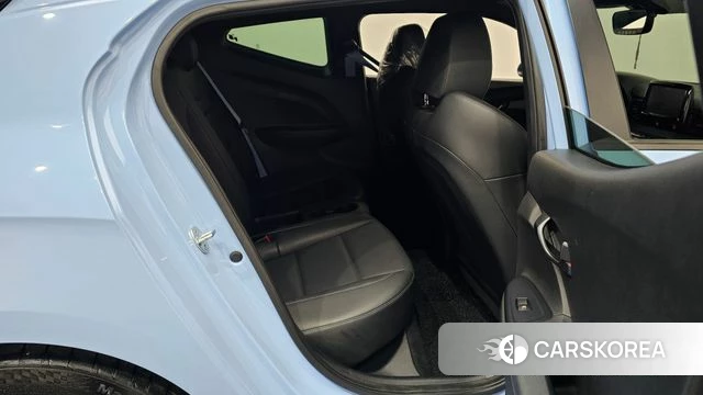 Hyundai Veloster (JS) 2019 Светло-серебряный цвет из Кореи, фото 2