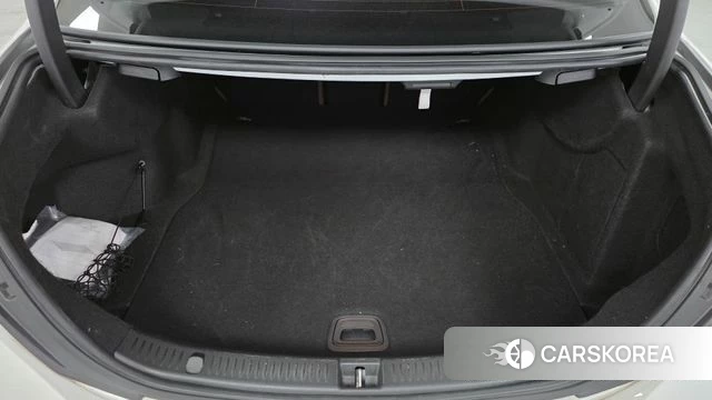 Mercedes-Benz E-Class W213 2023 Белый из Кореи, фото 2