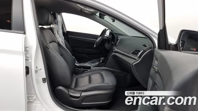 Hyundai Avante AD 2018 Белый из Кореи, фото 2