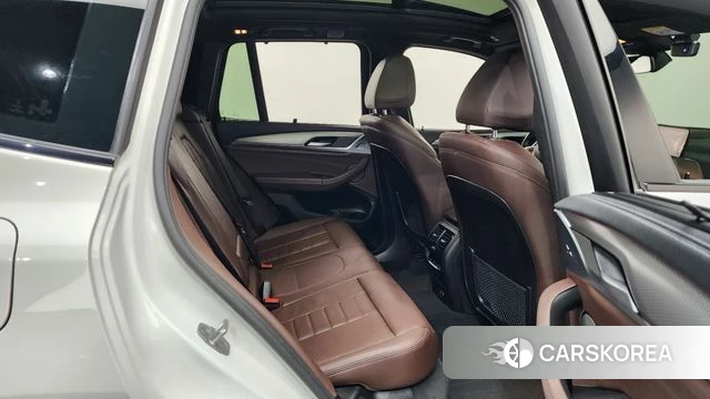BMW X3 (G01) 2021 Черный из Кореи, фото 2