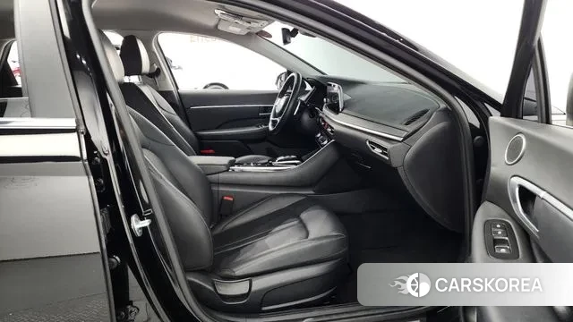 Hyundai Sonata (DN8) 2019 Черный из Кореи, фото 2