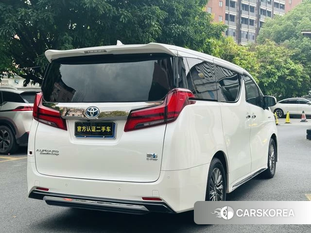 Toyota Elfa 2023 Белый из Китая, фото 2