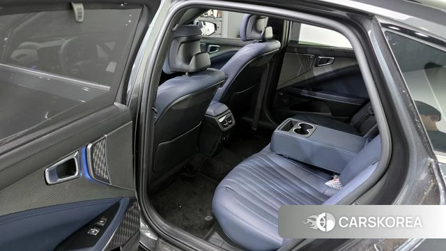 Kia The New K8 Hybrid 2024 Серый из Кореи, фото 2