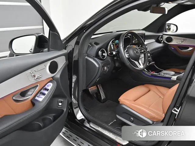 Mercedes-Benz GLC-Class X253 2021 Черный из Кореи, фото 2