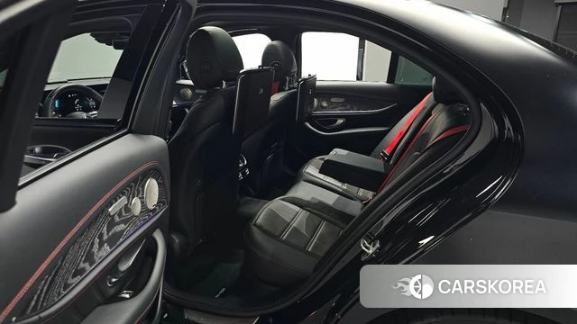Mercedes-Benz E-Class W213 2023 Серый из Кореи, фото 2
