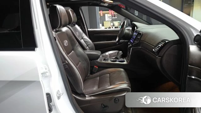 Jeep Grand Cherokee 2019 Белый из Кореи, фото 2