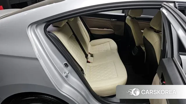 Hyundai Avante AD 2018 Серебряный из Кореи, фото 2