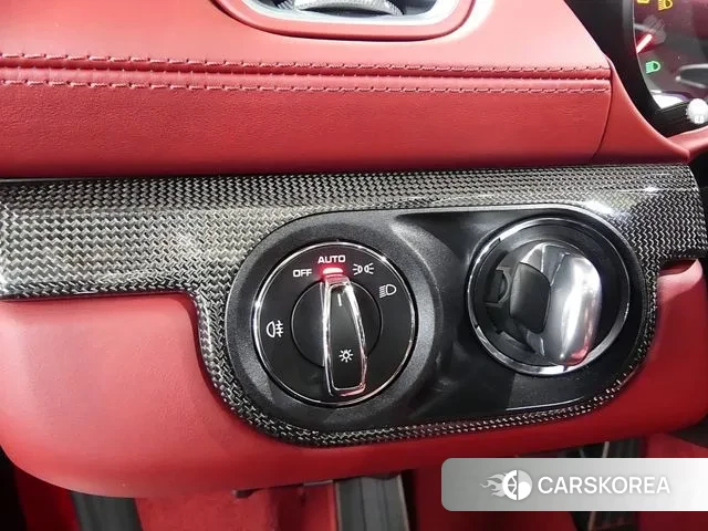Porsche 718 Boxster 2022 Красный из Кореи, фото 2