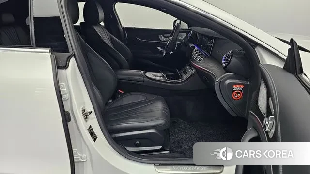 Mercedes-Benz CLS-Class C257 2023 Белый из Кореи, фото 2