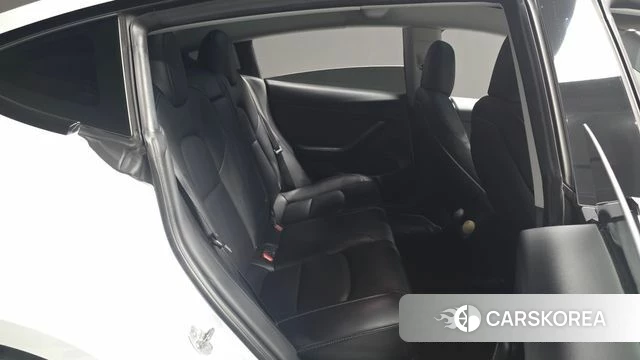 Tesla Model 3 2022 Белый из Кореи, фото 2