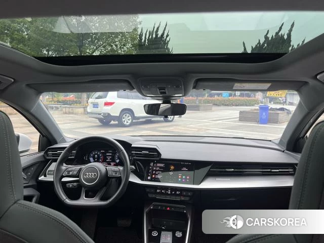 Audi A3 2024 Белый из Китая, фото 2