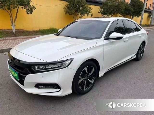 Honda Accord 2021 Белый из Китая, фото 2
