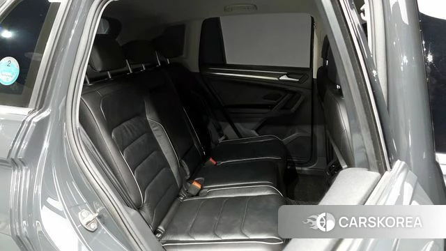 Volkswagen Tiguan second Generation 2020 Серый из Кореи, фото 2