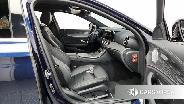 Mercedes-Benz E-Class W213 2020 Синий из Кореи, фото 2