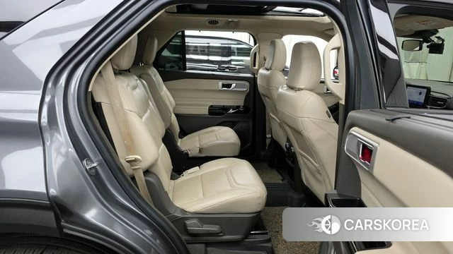 Ford Explorer 6th Generation 2021 Серый из Кореи, фото 2