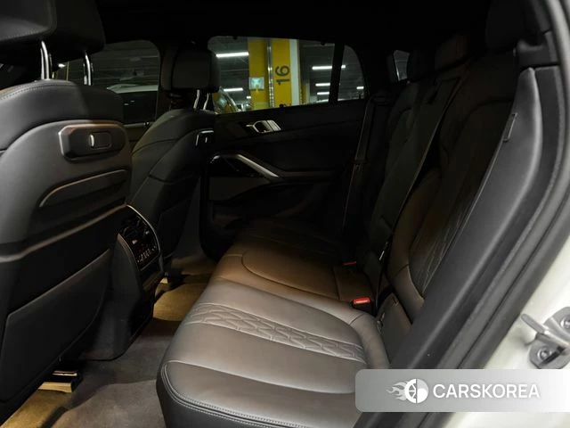 BMW X6 (G06) 2025 Белый из Кореи, фото 2